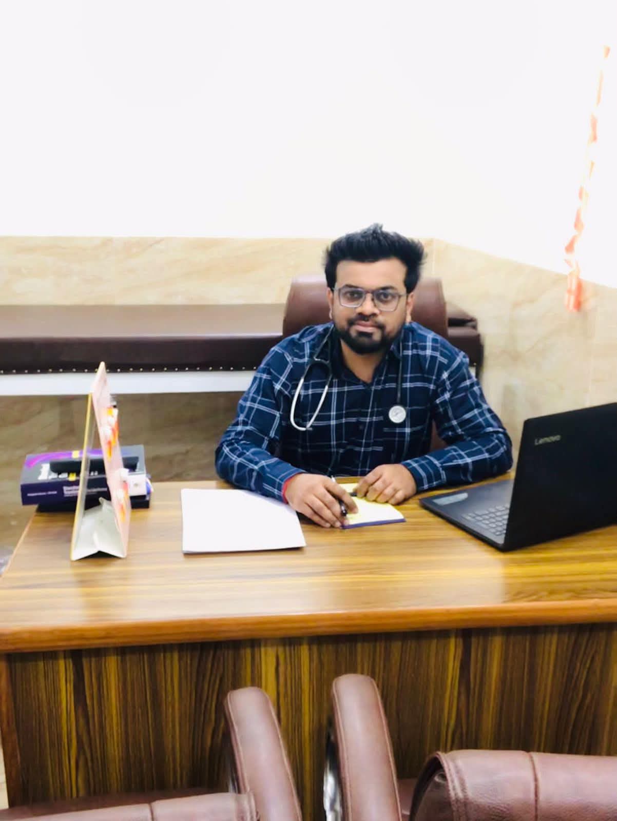 Dr. Himanshu Saini - Chest & Lung Specialist